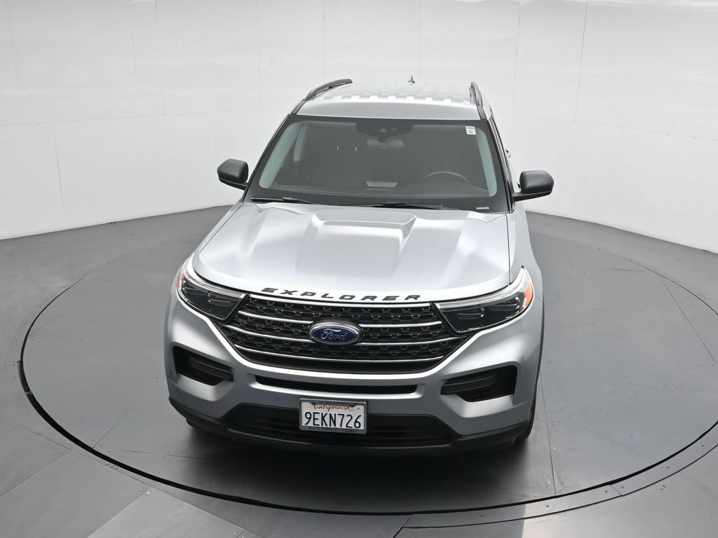 Certified 2022 Ford Explorer XLT RWD image 51
