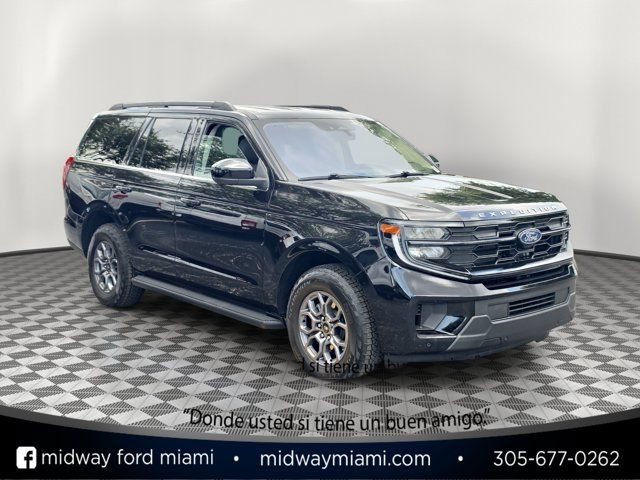 Certified 2025 Ford Expedition Active RWD image 1