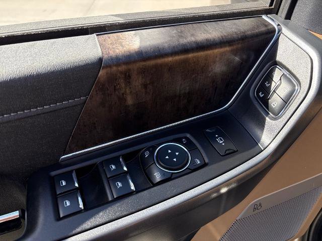 Certified 2023 Ford F250 Lariat w/ Lariat Ultimate Package image 17