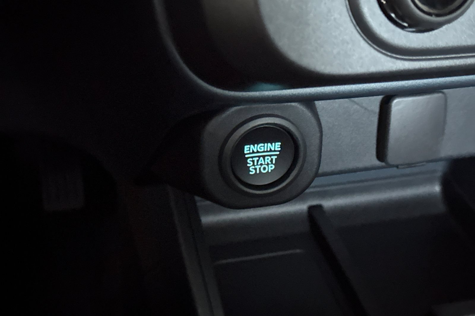 Certified 2025 Ford Maverick Lobo AWD/4WD image 26