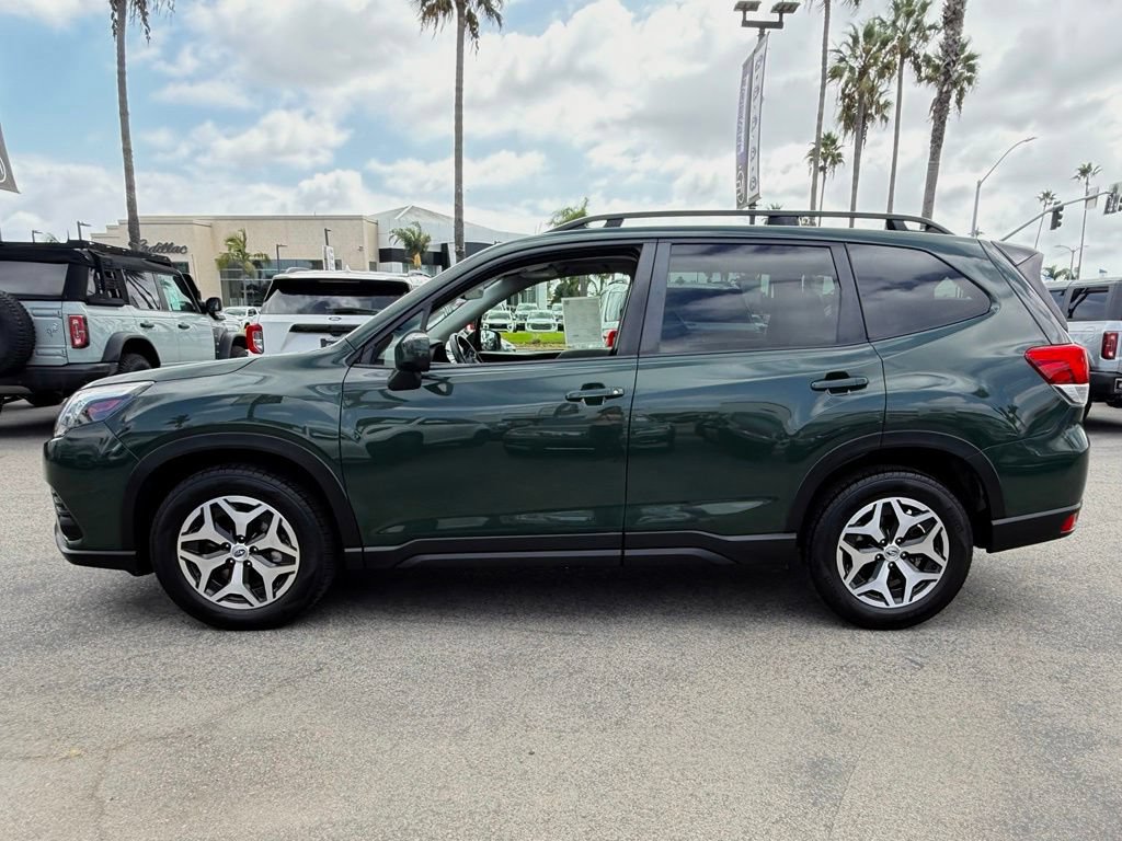 Used 2024 Subaru Forester Premium AWD/4WD image 5