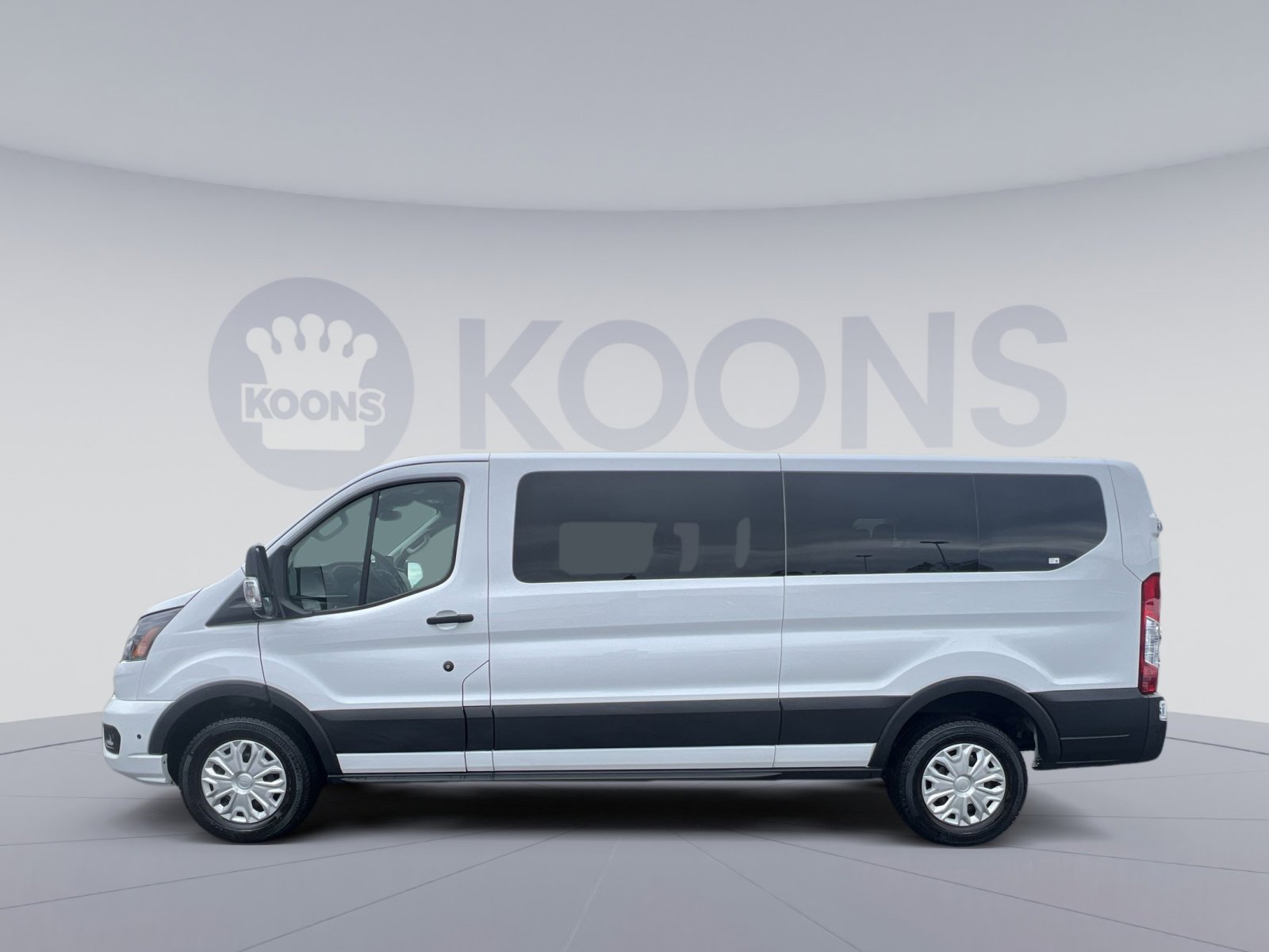 Certified 2025 Ford Transit 350 XLT RWD image 7
