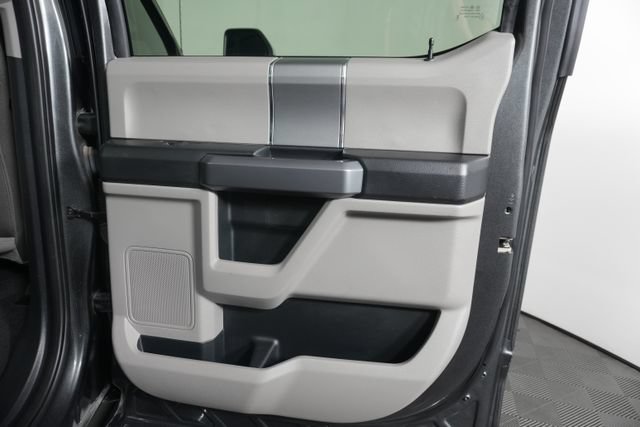 Certified 2020 Ford F250 XLT w/ XLT Premium Package AWD/4WD image 39