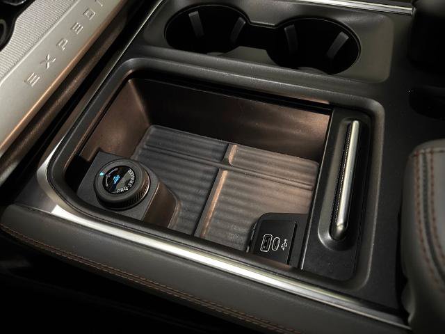 Certified 2025 Ford Expedition Active RWD image 30