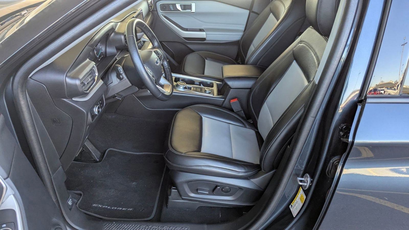 Certified 2023 Ford Explorer XLT w/ Equipment Group 202A image 9