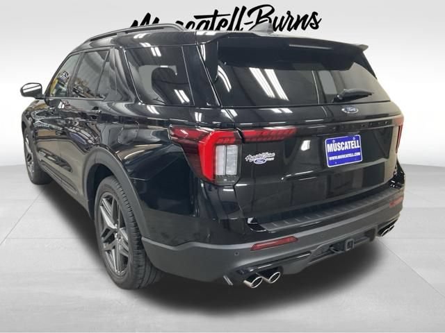 Certified 2025 Ford Explorer ST AWD/4WD image 3