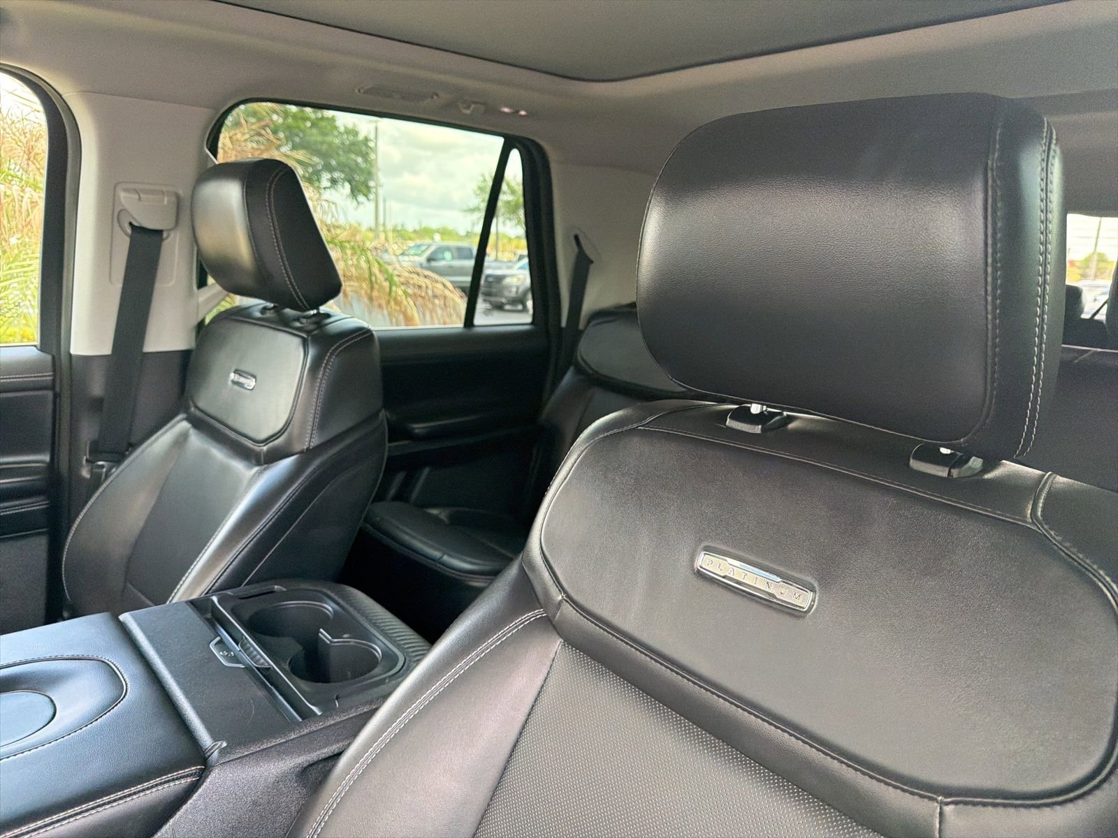 Certified 2025 Ford Expedition Max Platinum image 15