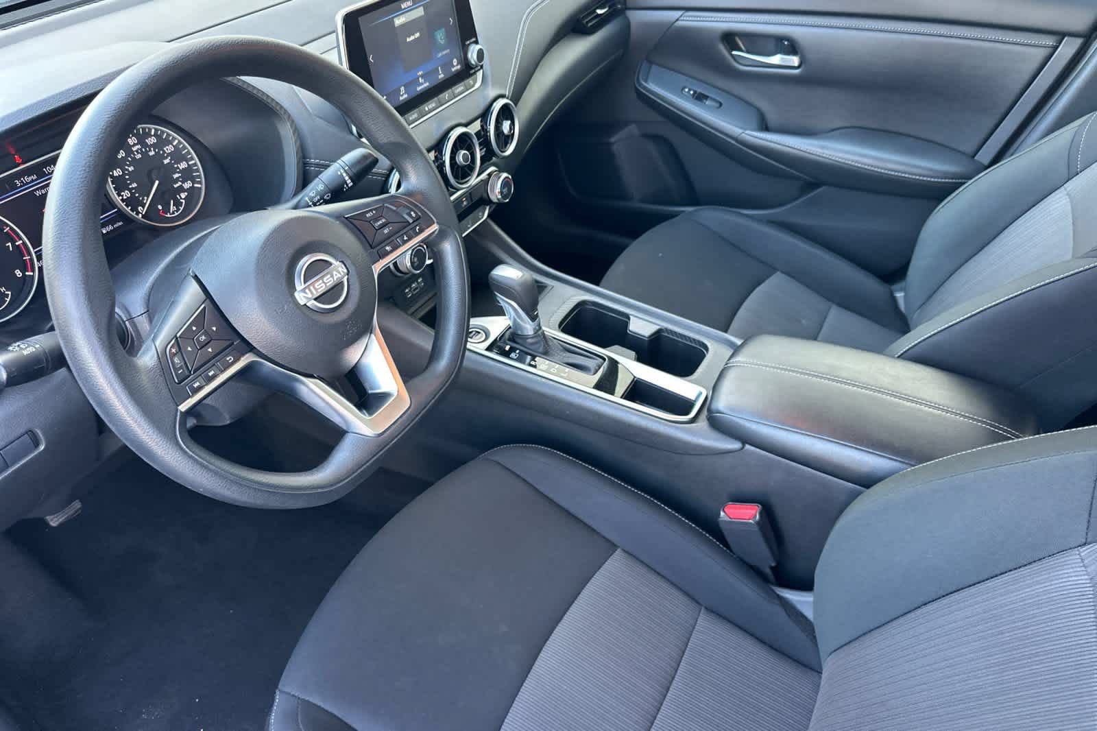 Used 2025 Nissan Sentra SV FWD image 12