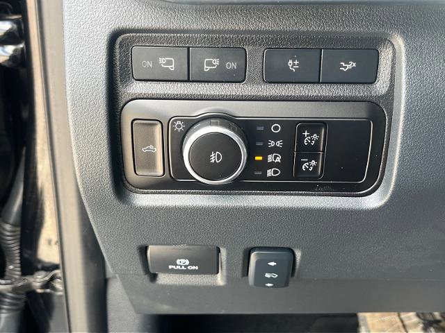 Certified 2024 Ford F350 Lariat w/ Lariat Ultimate Package AWD/4WD image 17
