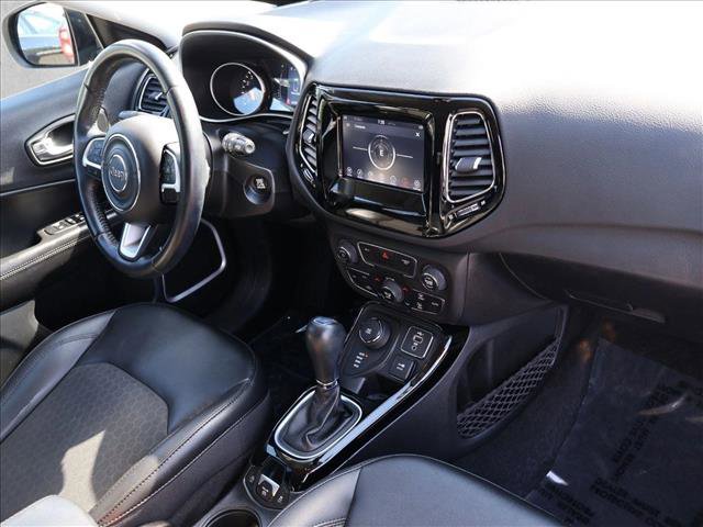 Used 2020 Jeep Compass Latitude AWD/4WD image 30
