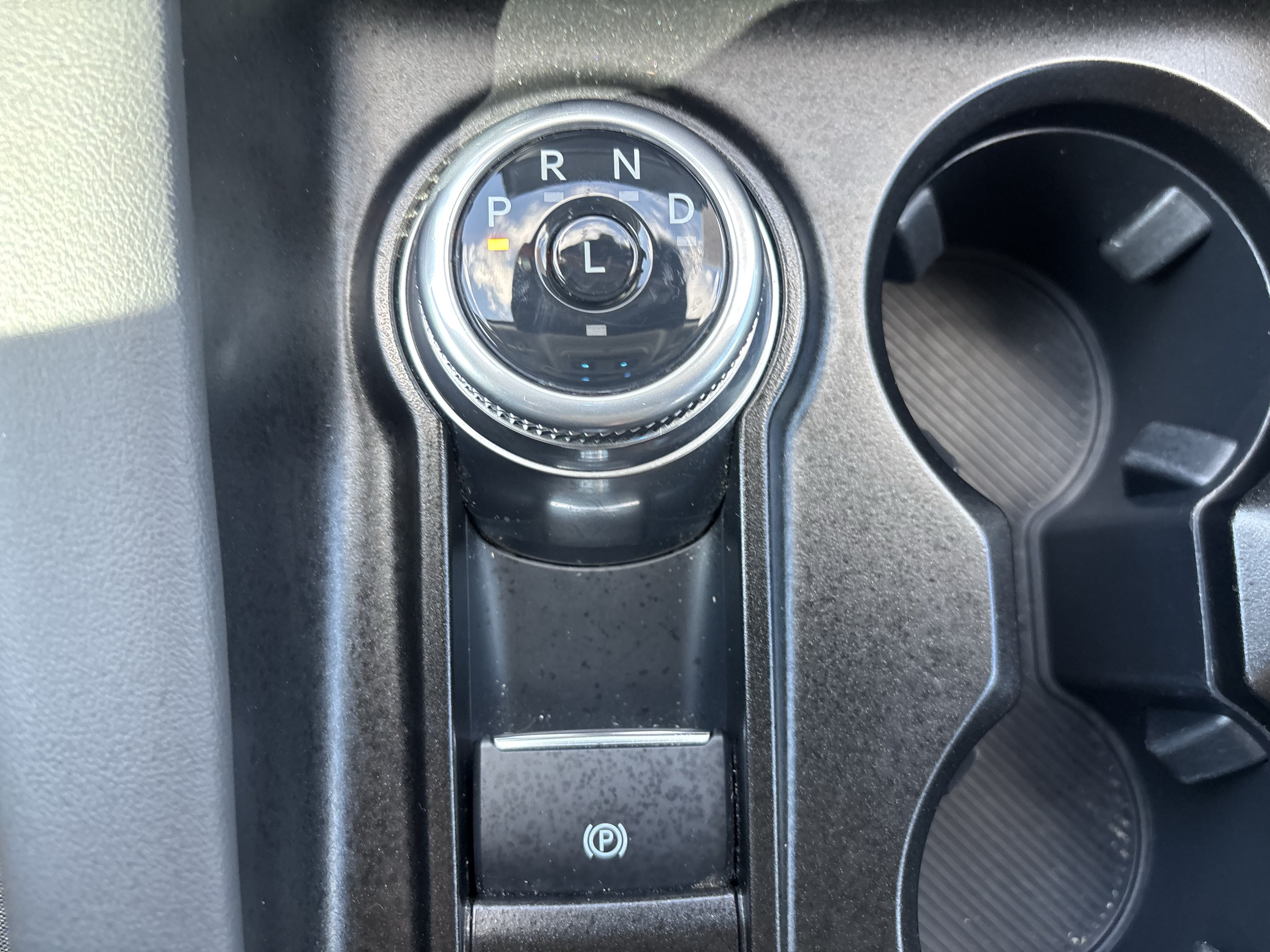 Certified 2025 Ford Explorer Active RWD image 34
