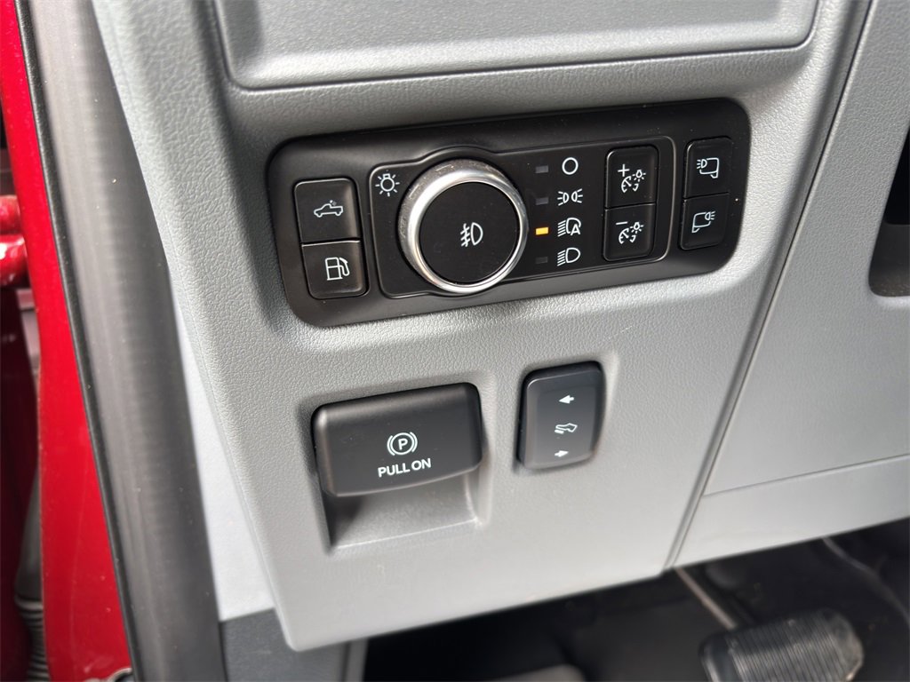 Certified 2025 Ford F150 Lariat w/ Equipment Group 501A Mid image 48