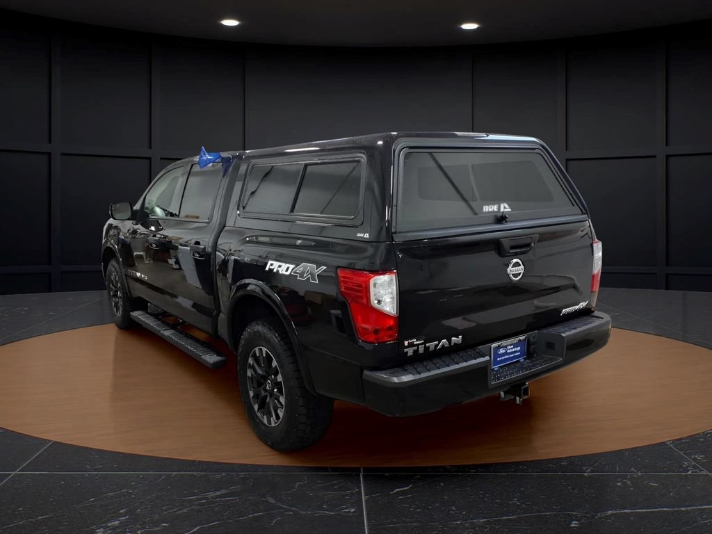 Used 2019 Nissan Titan PRO-4X AWD/4WD image 4