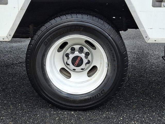 Used 2021 GMC Savana 3500 Extended w/ Power Convenience Package RWD image 8