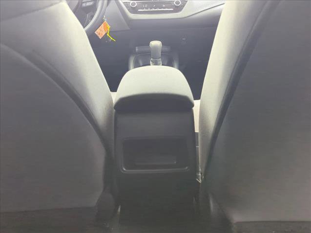 Used 2022 Toyota Corolla LE FWD image 18