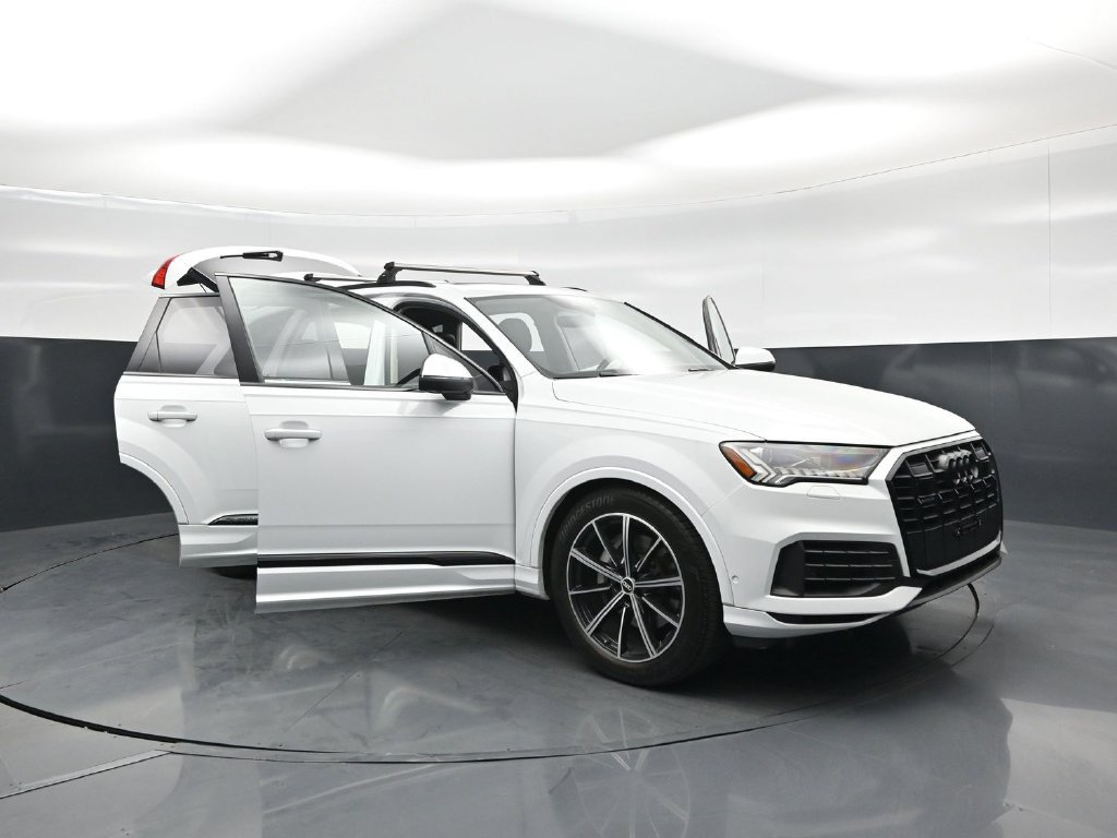 Used 2021 Audi Q7 3.0T Prestige w/ Prestige Package AWD/4WD image 28