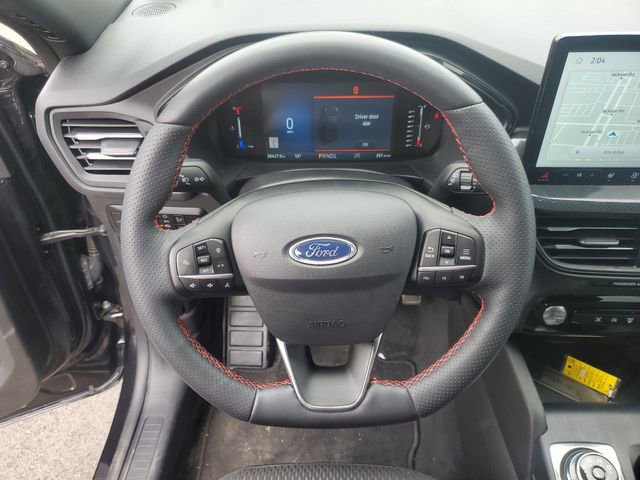 Certified 2024 Ford Escape ST-Line w/ Tech Pack #1 AWD/4WD image 17
