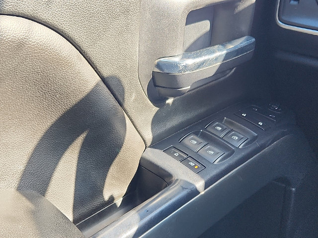 Used 2018 Chevrolet Silverado 1500 LT w/ All Star Edition AWD/4WD image 11