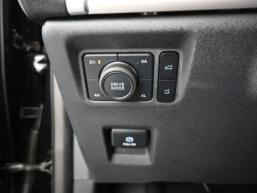 Certified 2025 Ford Expedition Max Active image 13