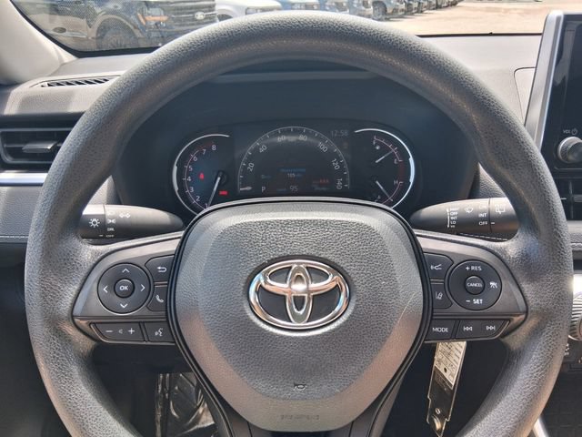 Used 2024 Toyota RAV4 LE FWD image 26