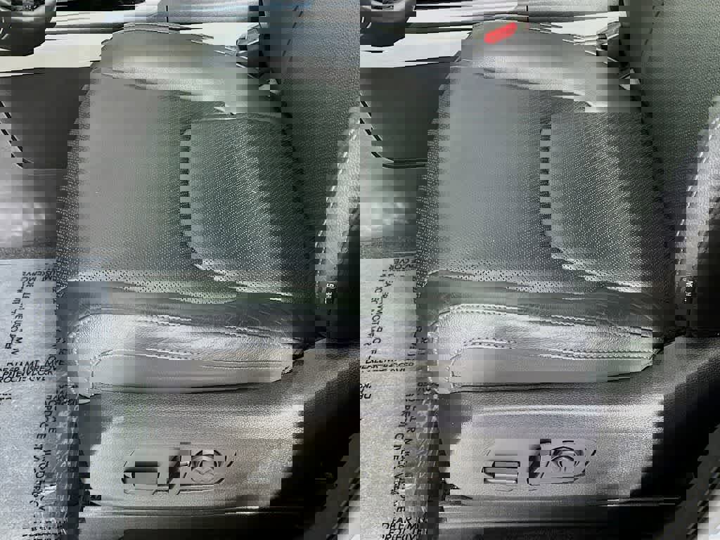 Used 2023 Kia Carnival SX Prestige image 31