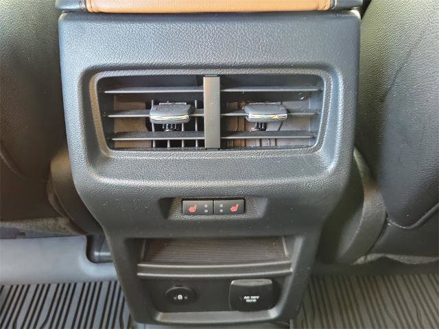 Certified 2024 Ford Edge Titanium w/ Titanium Elite Package image 13