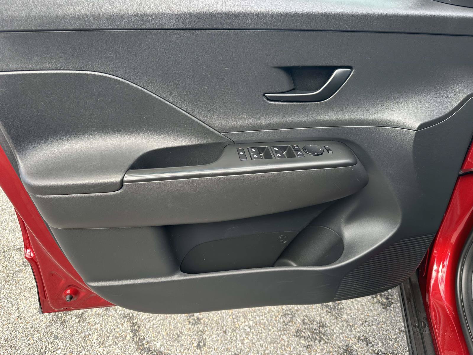 Used 2025 Hyundai Kona SEL AWD/4WD image 19