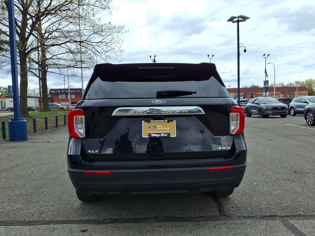 Certified 2023 Ford Explorer XLT AWD/4WD image 7