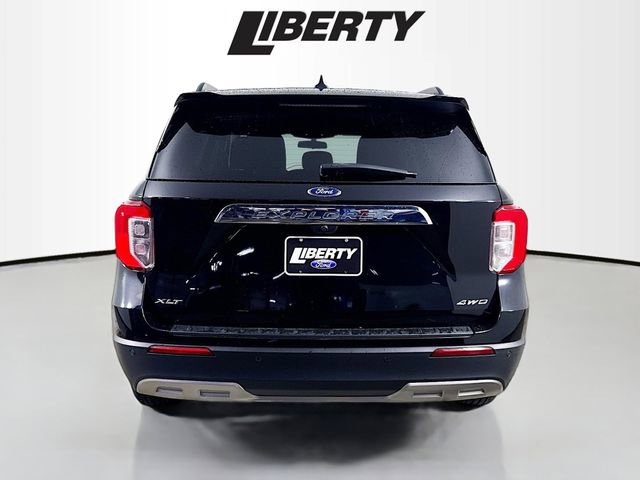 Certified 2022 Ford Explorer XLT w/ Equipment Group 202A image 6