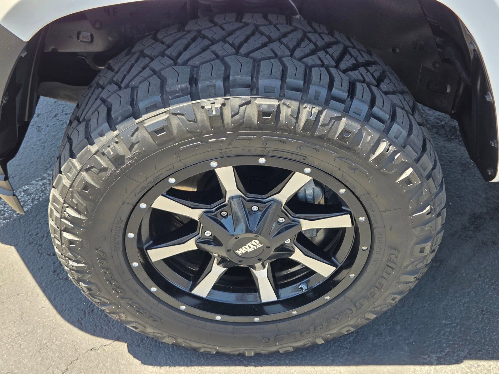 Used 2022 Toyota Tacoma SR RWD image 9