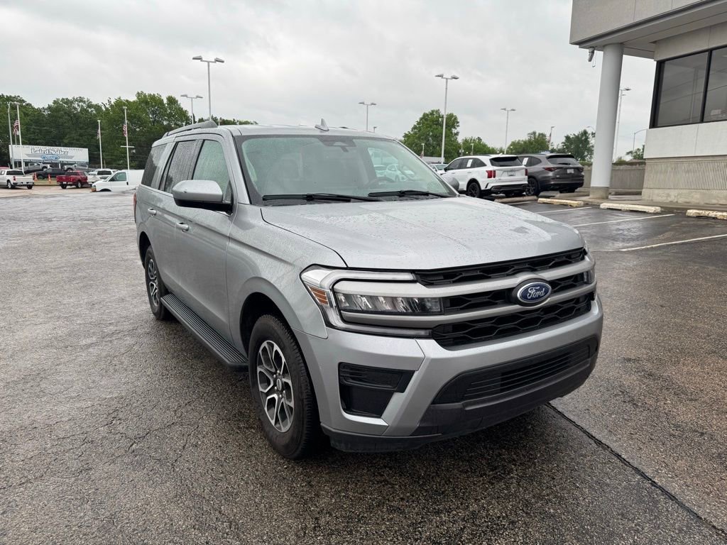 Certified 2024 Ford Expedition XLT AWD/4WD image 1