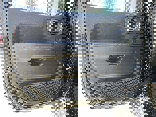 Used 2021 Jeep Wrangler Unlimited Rubicon w/ Trailer Tow Package image 15