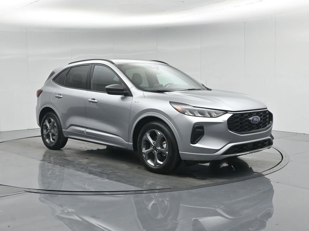 Certified 2024 Ford Escape ST-Line w/ Cold Weather Package image 5