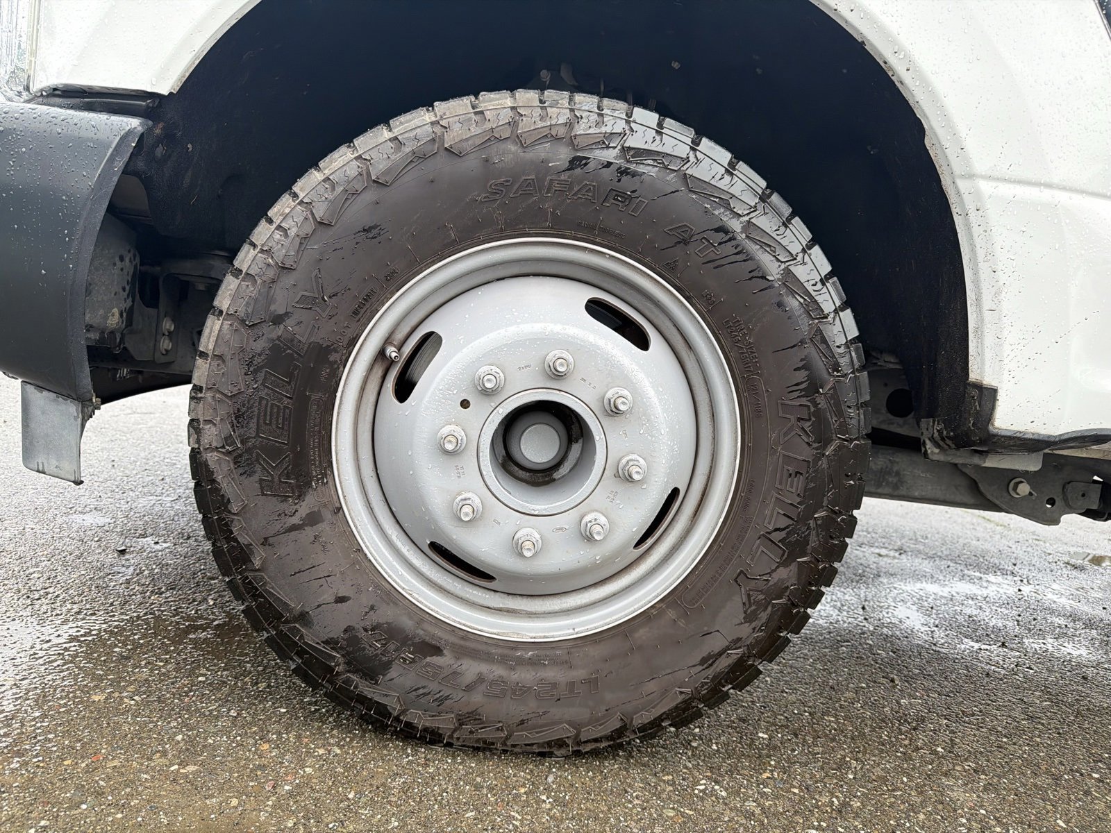 Certified 2017 Ford F350 XL image 9