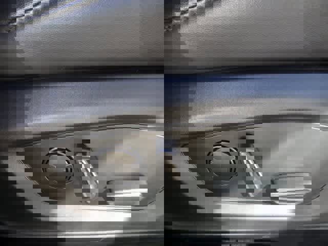 Certified 2022 Ford Explorer XLT w/ Equipment Group 202A image 19