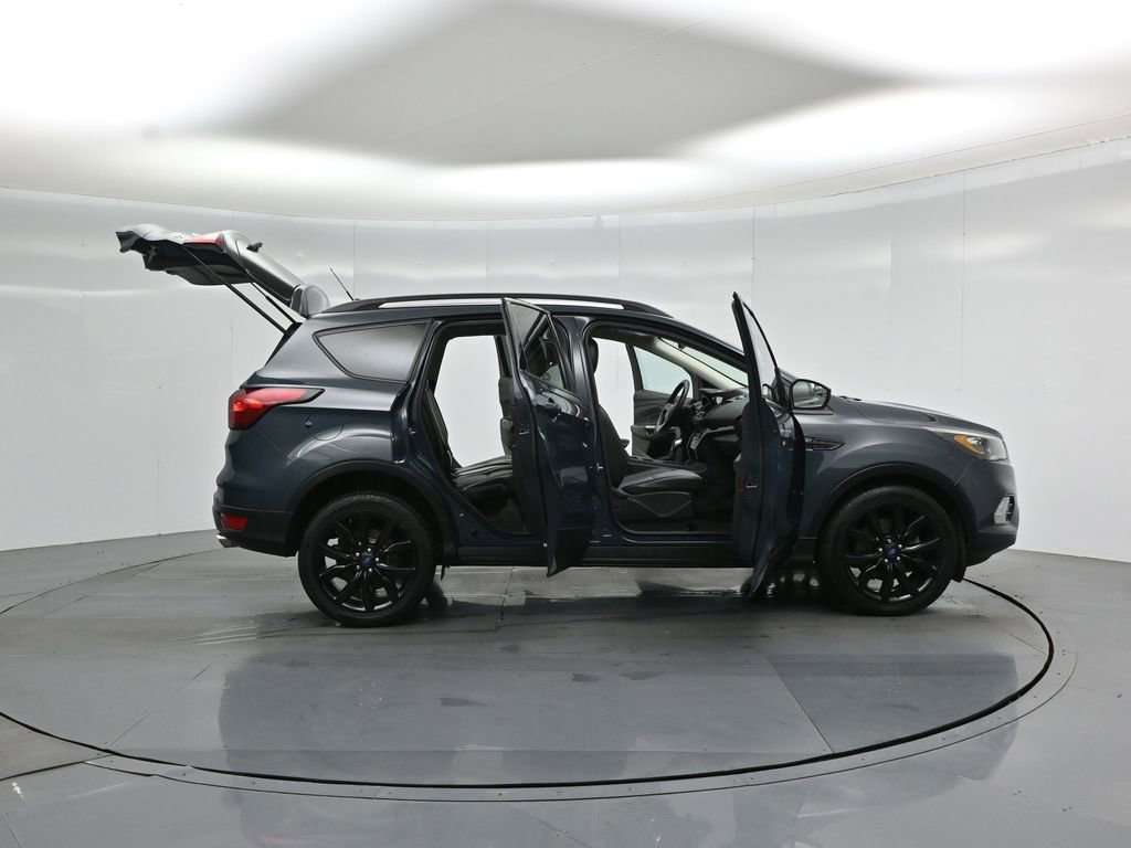 Certified 2019 Ford Escape SE AWD/4WD image 5