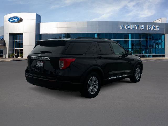 Certified 2023 Ford Explorer XLT RWD image 5