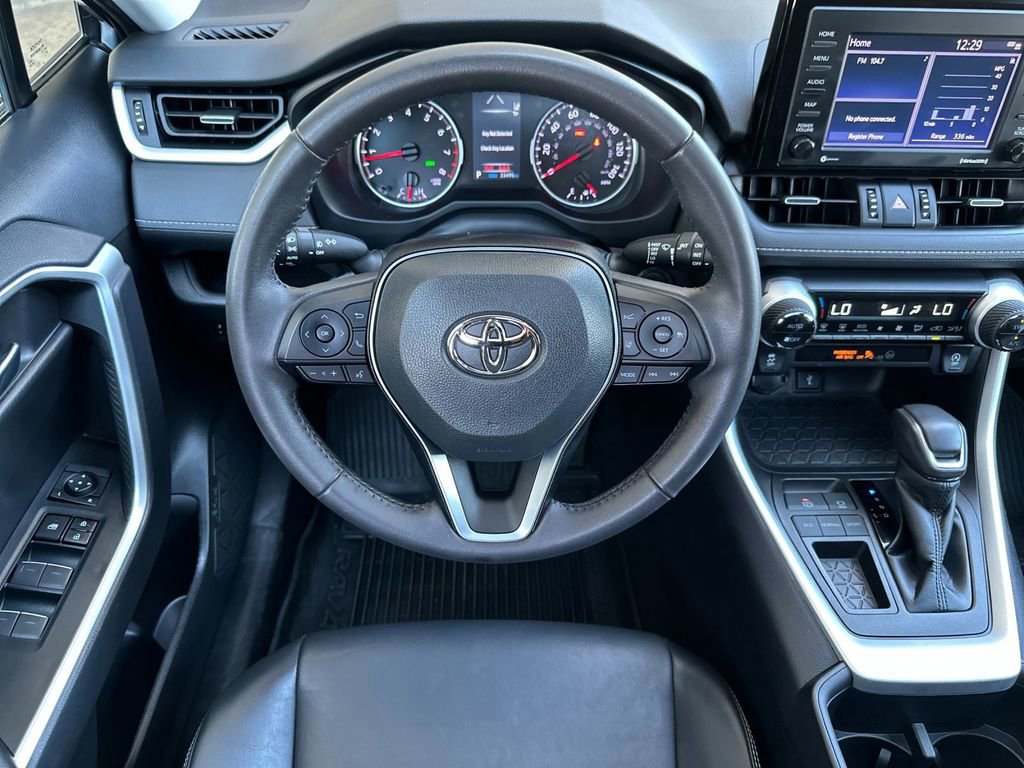 Used 2022 Toyota RAV4 XLE Premium FWD image 13