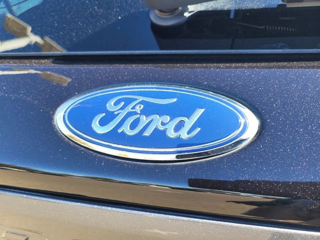 Certified 2022 Ford Explorer XLT w/ Equipment Group 202A image 7