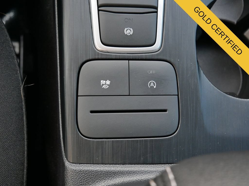 Certified 2023 Ford Escape Active AWD/4WD image 24