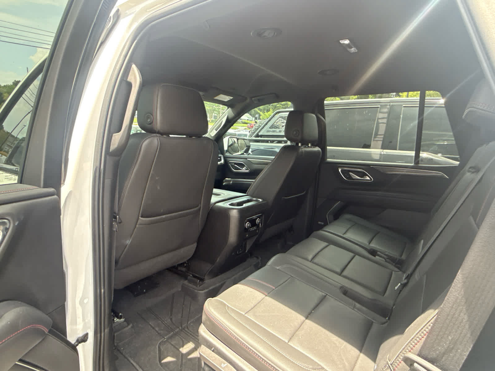 Used 2022 Chevrolet Tahoe RST RWD image 4