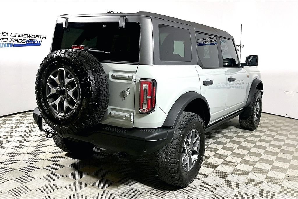 Certified 2024 Ford Bronco Badlands AWD/4WD image 9