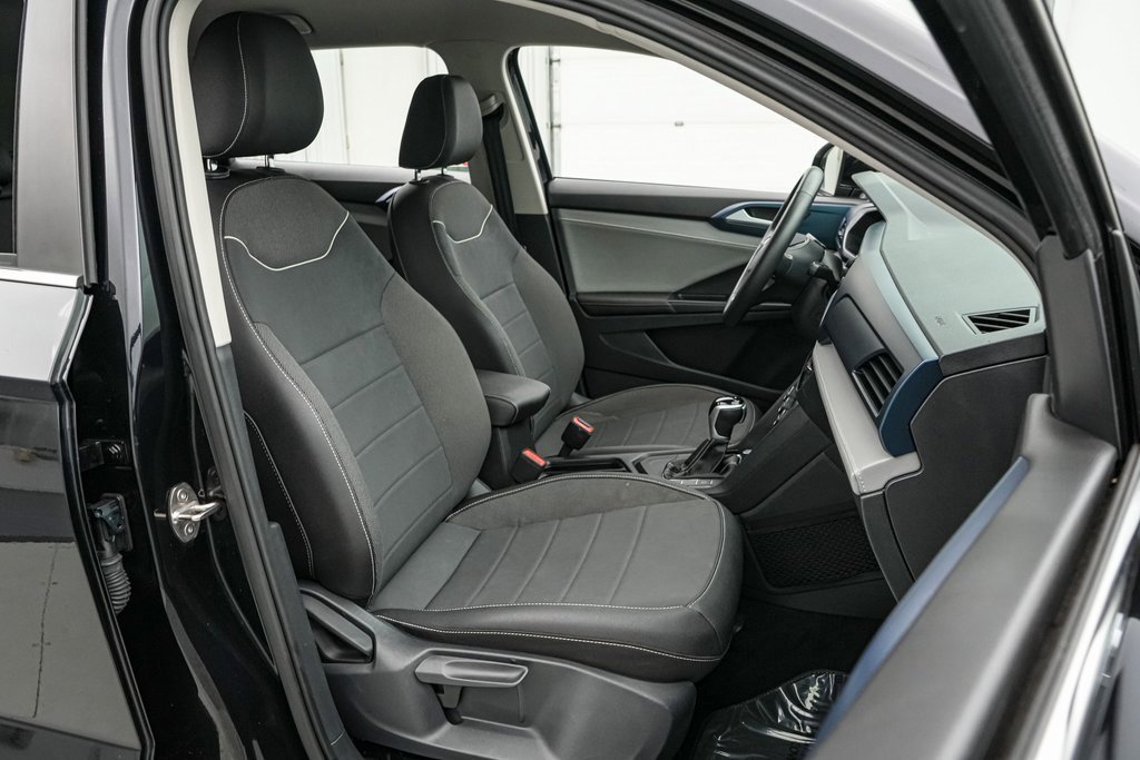 Used 2024 Volkswagen Taos SE image 20