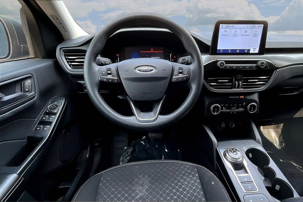 Certified 2025 Ford Escape Active FWD image 10