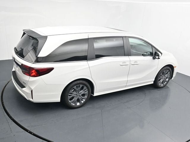 Used 2025 Honda Odyssey Touring image 24