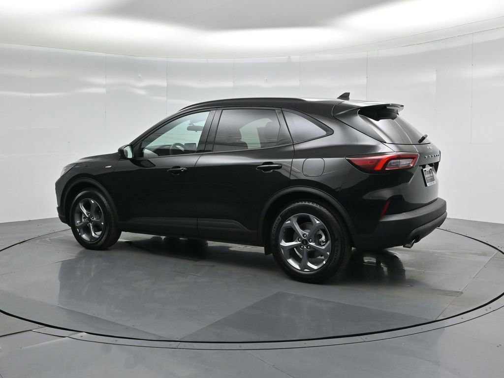 Certified 2025 Ford Escape ST-Line image 7