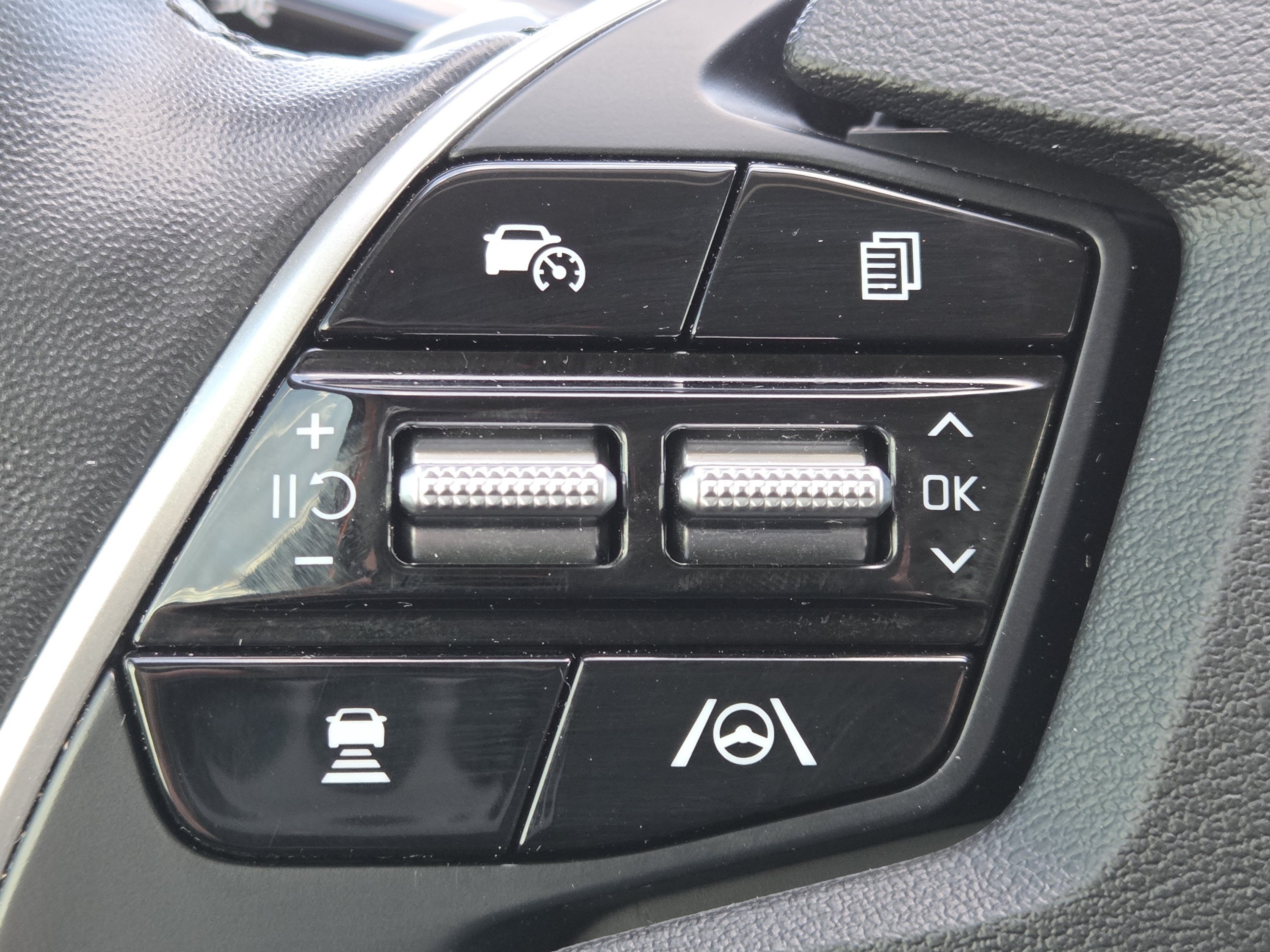 Used 2023 Kia EV6 Wind AWD/4WD image 13