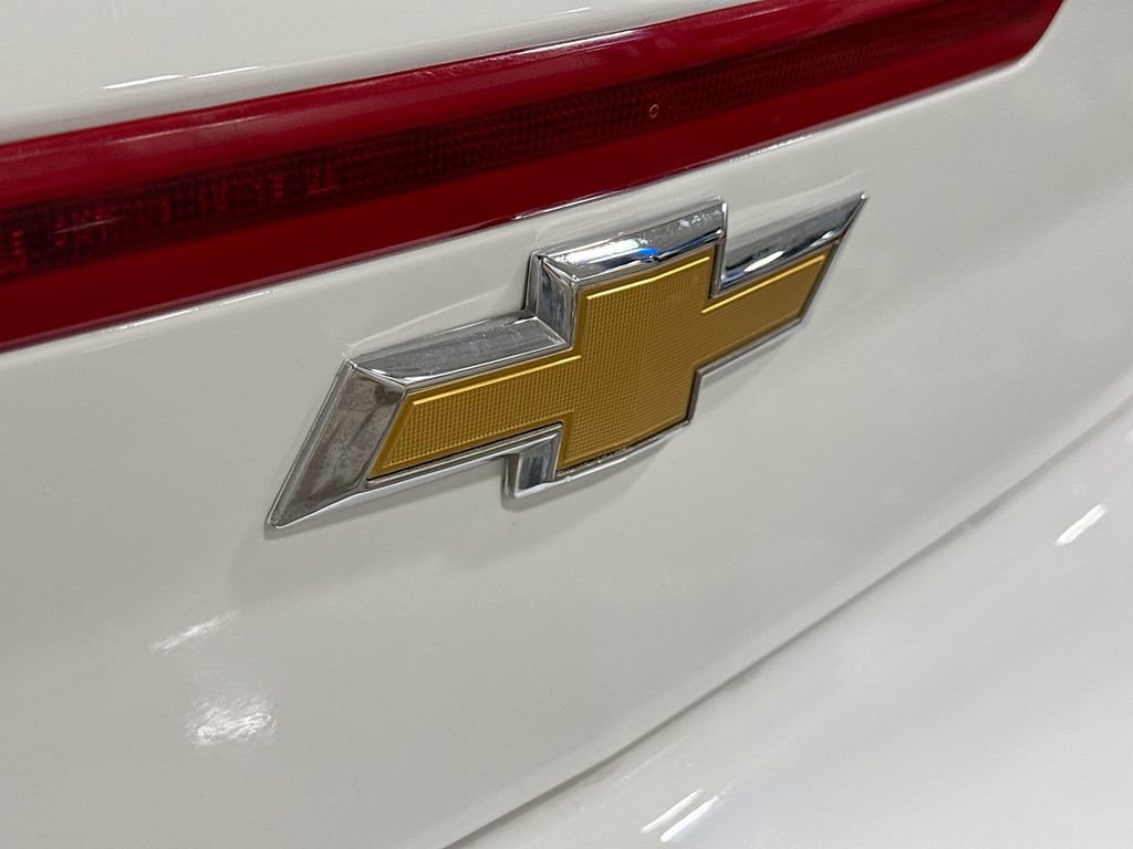 Used 2020 Chevrolet Camaro LT image 19