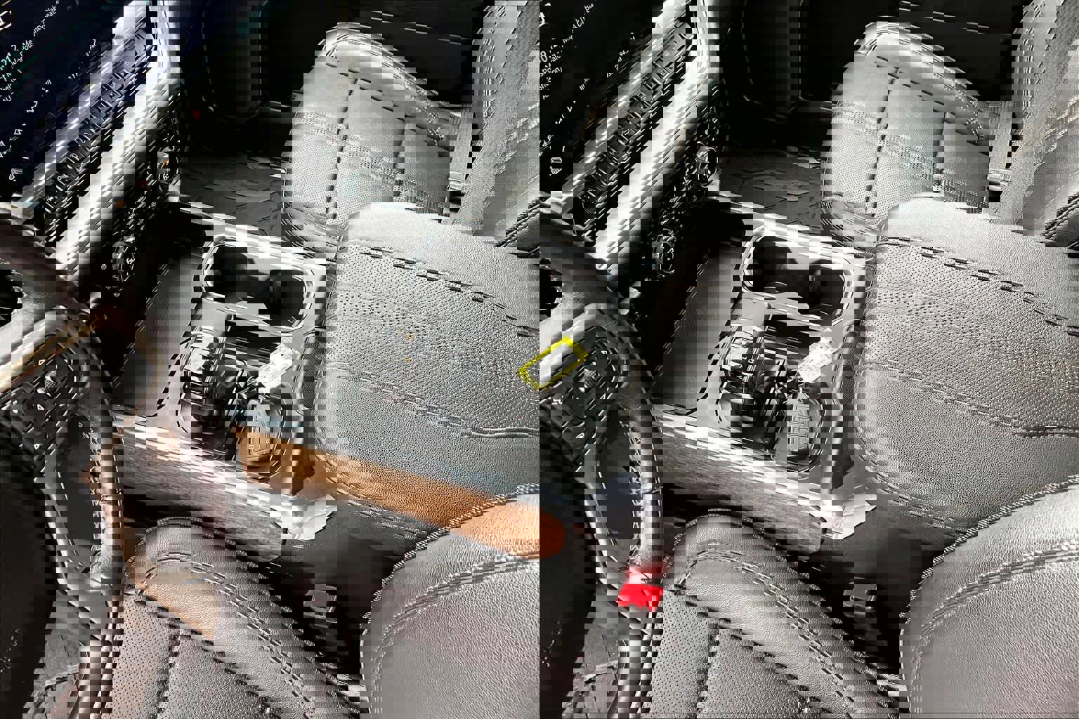 Used 2023 Chevrolet Silverado 1500 High Country w/ Z71 Off-Road Package AWD/4WD image 17