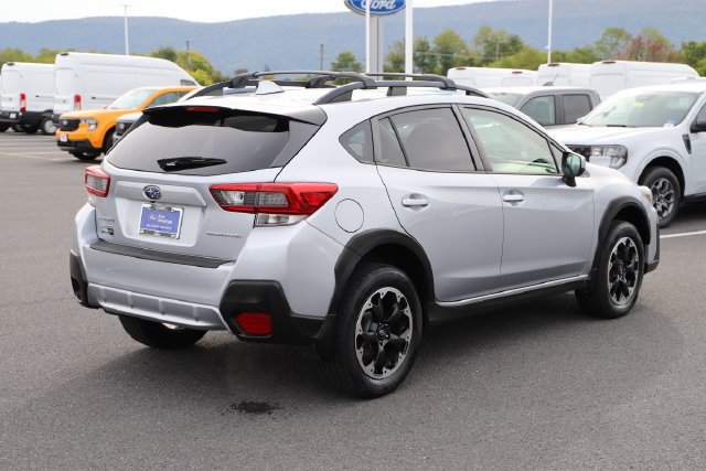 Used 2021 Subaru Crosstrek 2.0i Premium w/ Moonroof Package AWD/4WD image 5